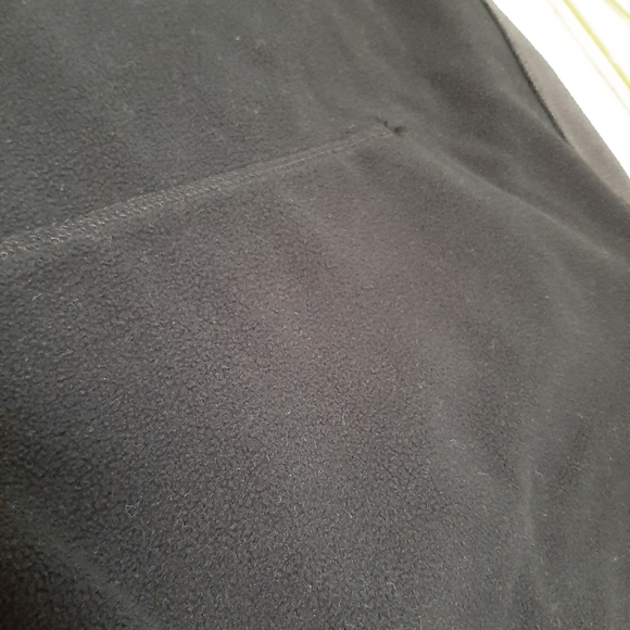 Mens Nike Therma Fit Black Hoodie Sweater (medium) - Picture 6 of 6